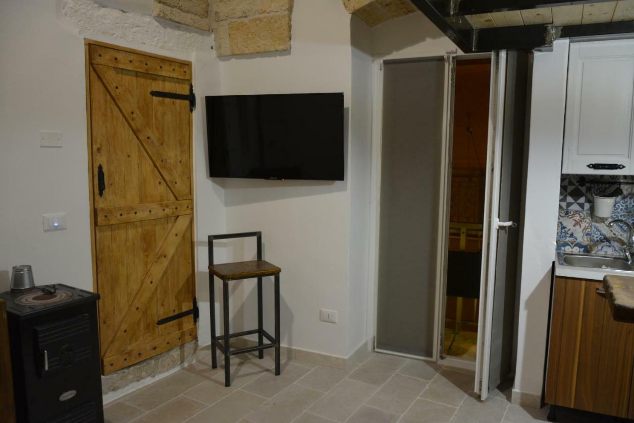 Dimora D'Errico - Monolocale Nel Centro Storico Apartman Carovigno Kültér fotó