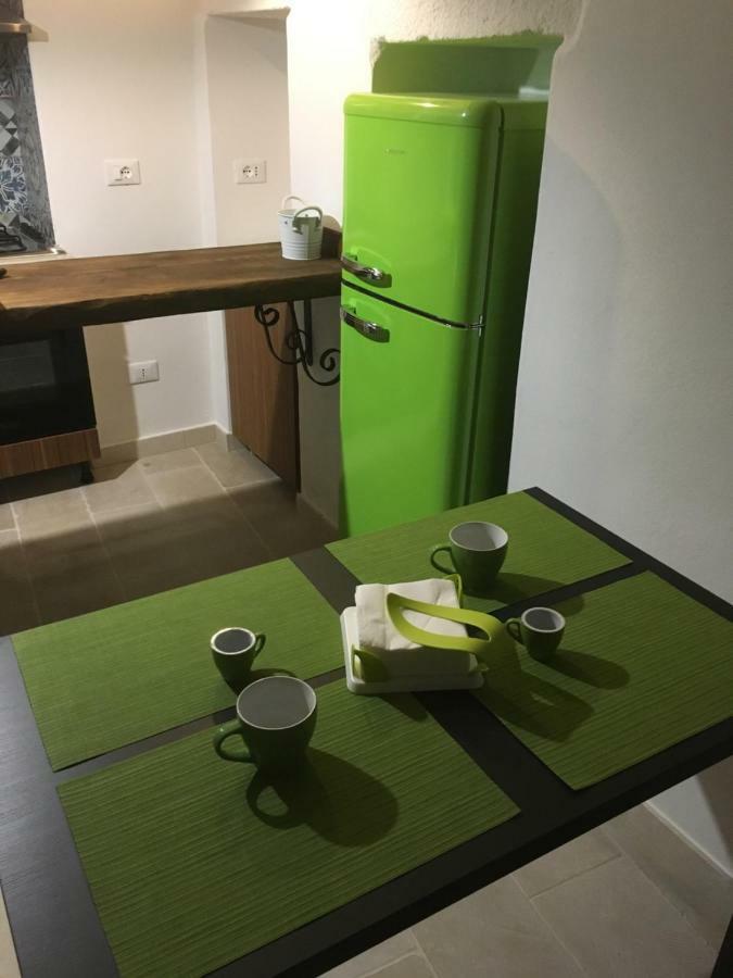 Dimora D'Errico - Monolocale Nel Centro Storico Apartman Carovigno Kültér fotó